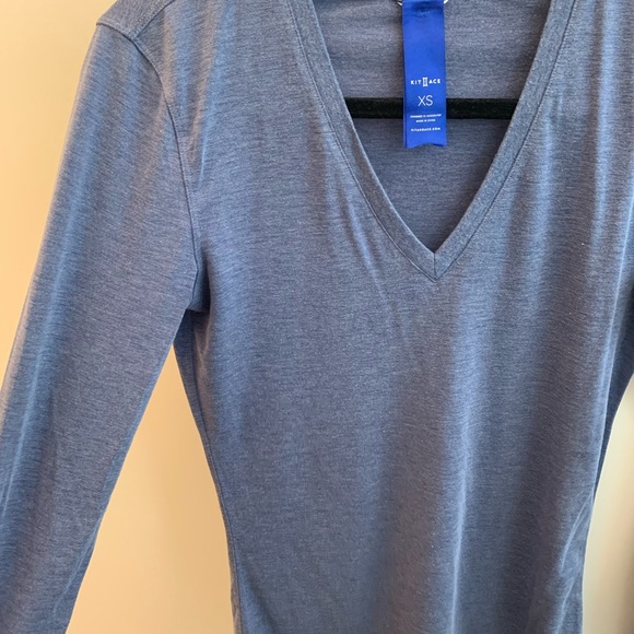 Kit and Ace long sleeve XS - Picture 3 of 4
